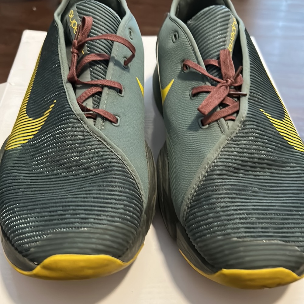 Nike Air Zoom SuperRep Men’s Size 10 - going for $100 on StockX currently